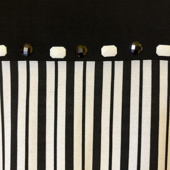 2x black white Alfred Dunner top 3/4 sleeves to gather or not - Picture 3 of 4